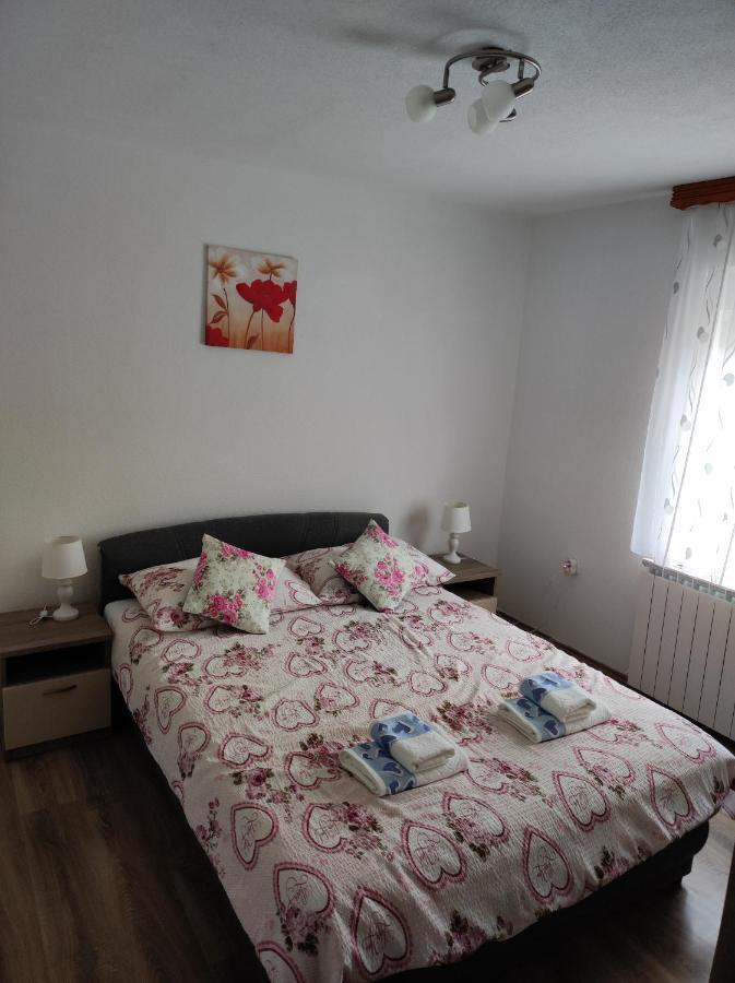 Apartment Sanja Smoljanac Exterior photo